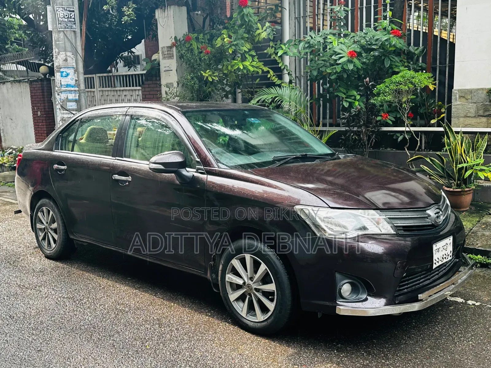 Toyota Axio 2012 Maroon