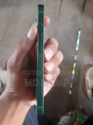 Apple iPhone 13 128 GB Green
