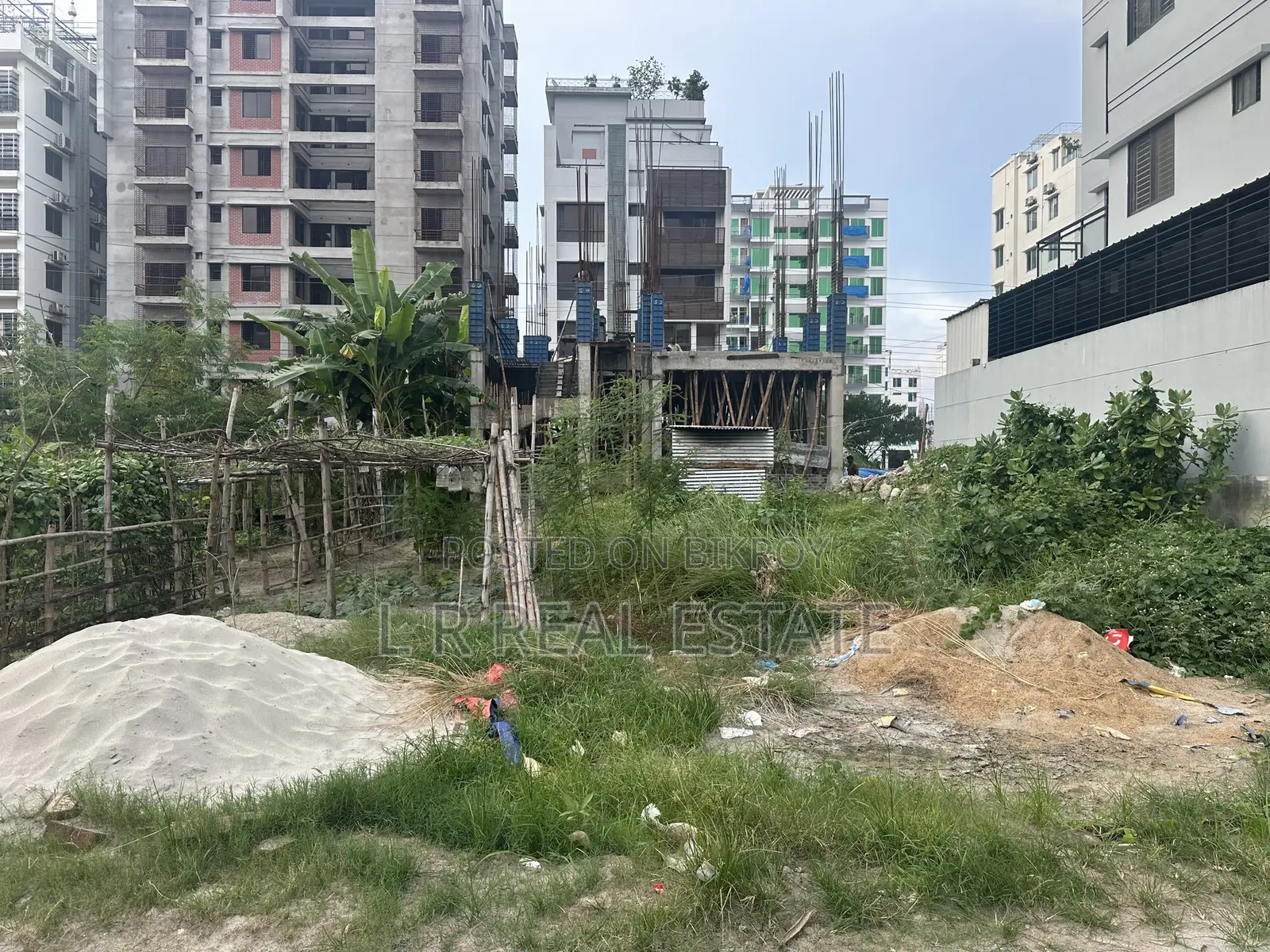 L Block,3-Katha,South-Face,Plot Urgent Sell,Bashundhara R/A