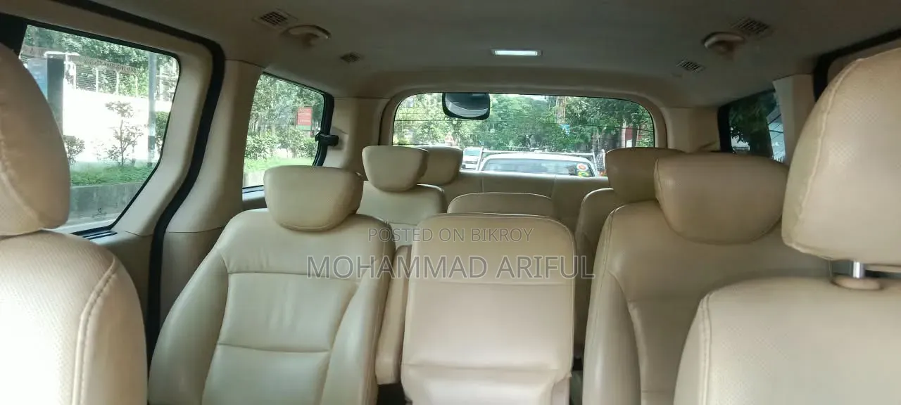 Hyundai H1 2013 Black