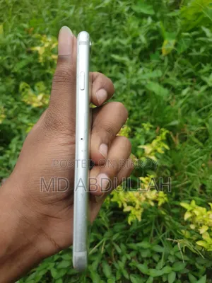 Apple iPhone 6s 32 GB White