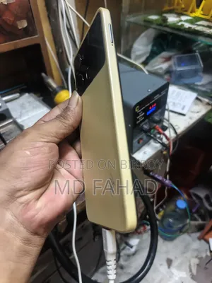 Itel P40 64 GB Gold