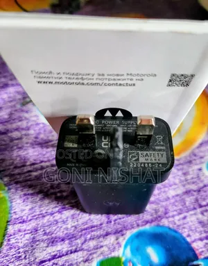 Motorola Original Charger 68 Watt.