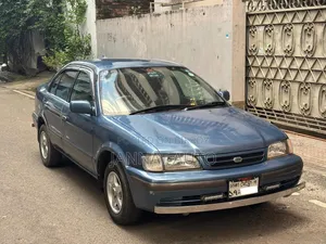Toyota Corsa 1999
