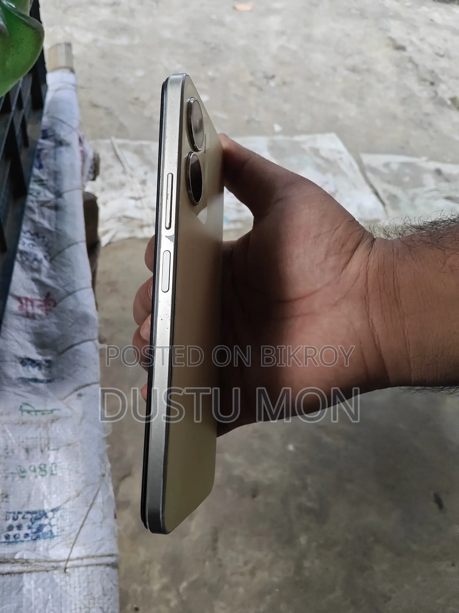 Vivo Y16 64 GB Gold