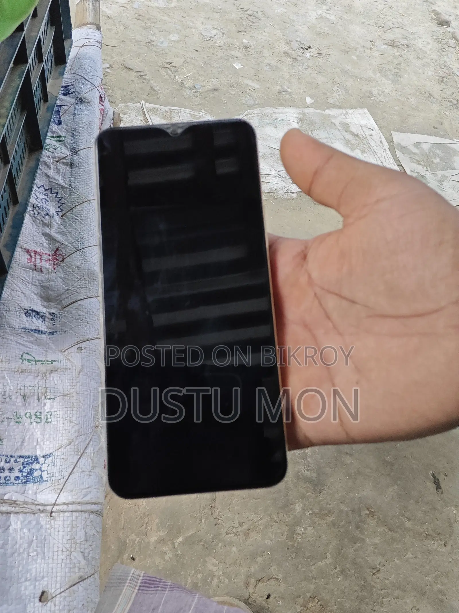 Vivo Y16 64 GB Gold