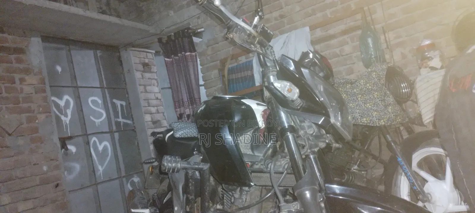 TVS Apache RTR 160 4V 2019 Black