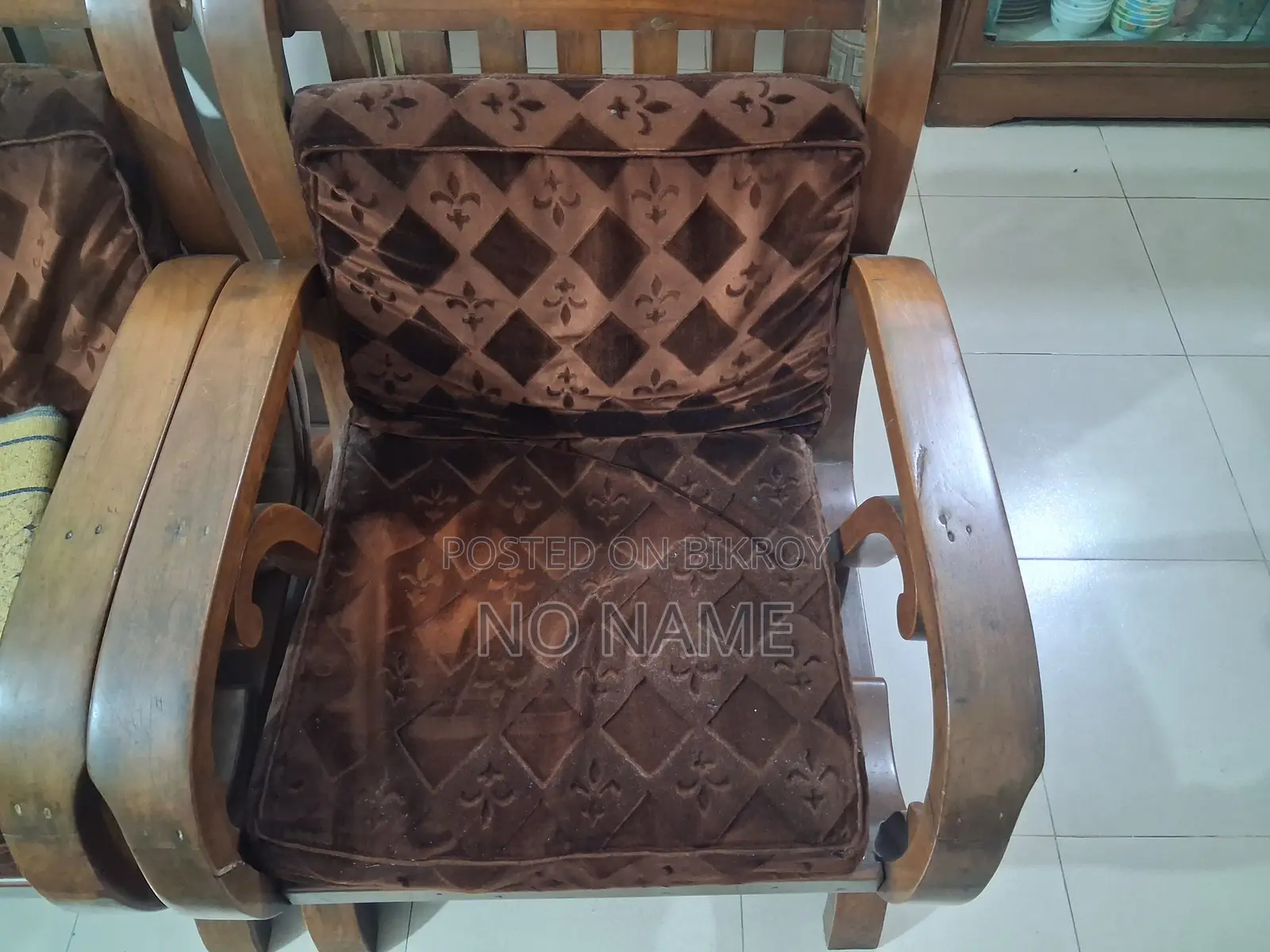 Sofa(Shegun Kath)