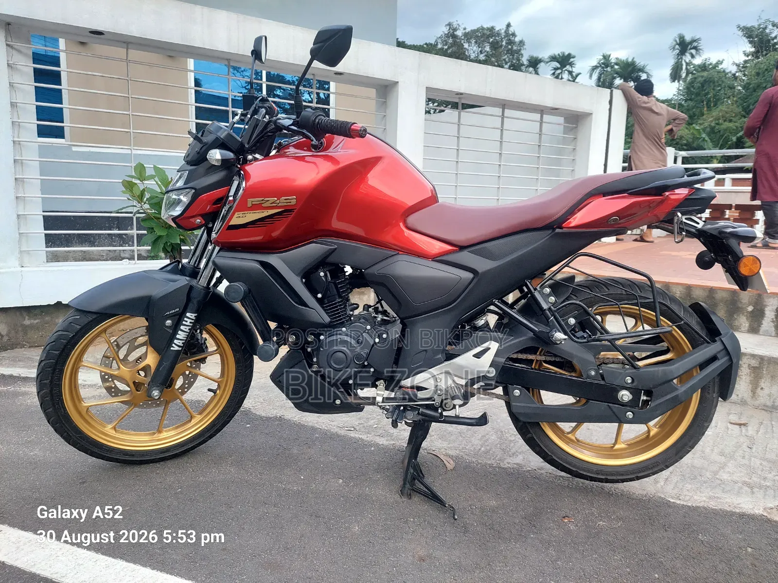 Yamaha FZS V3 2024 Red