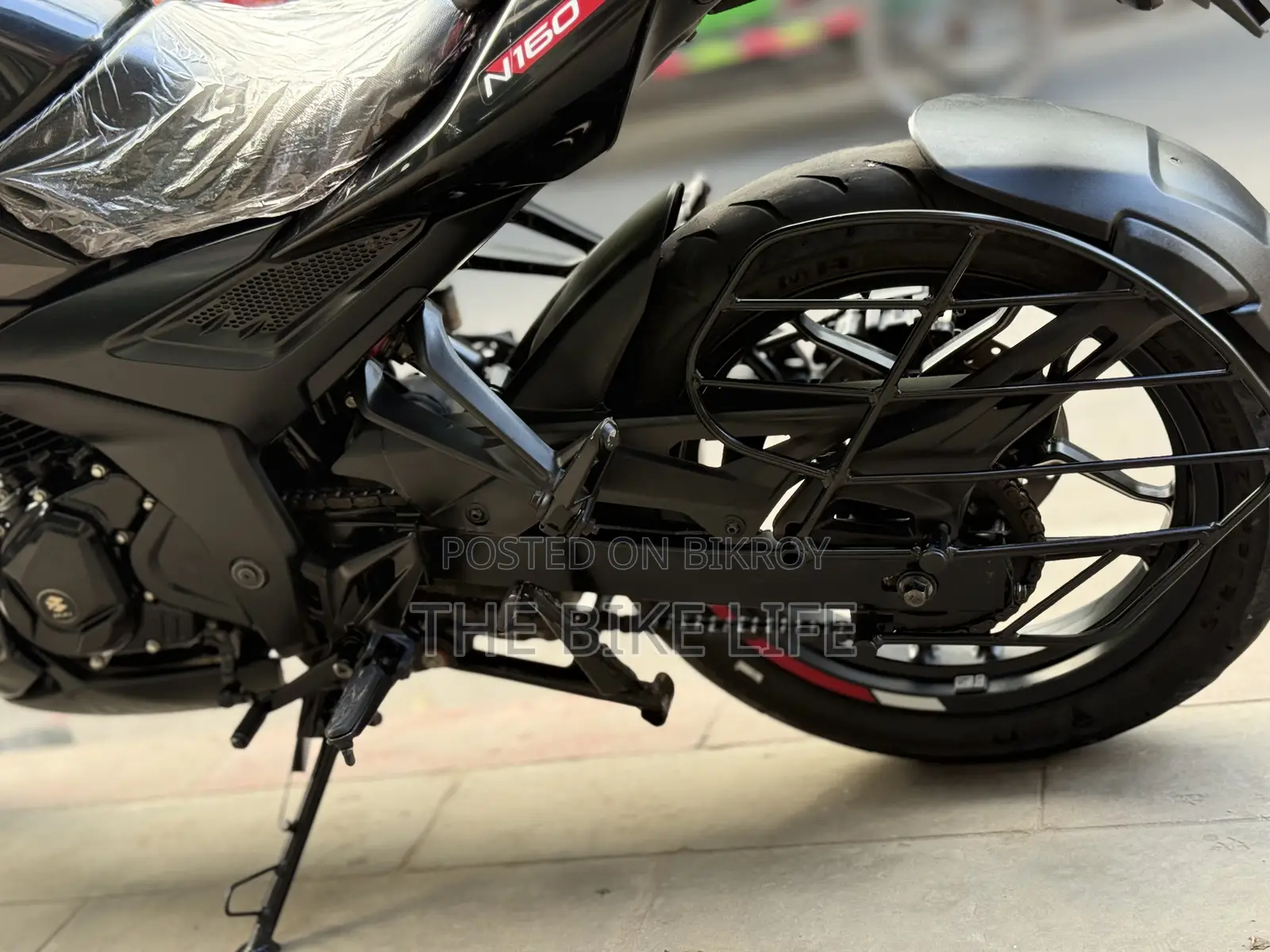 Bajaj Pulsar N160 2025 Black