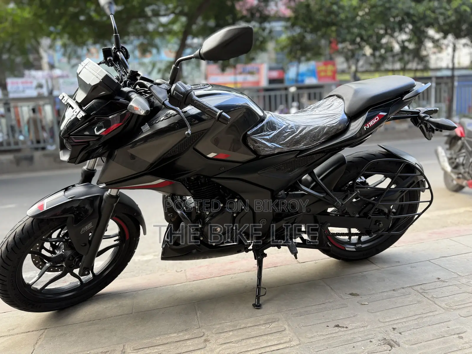 Bajaj Pulsar N160 2025 Black
