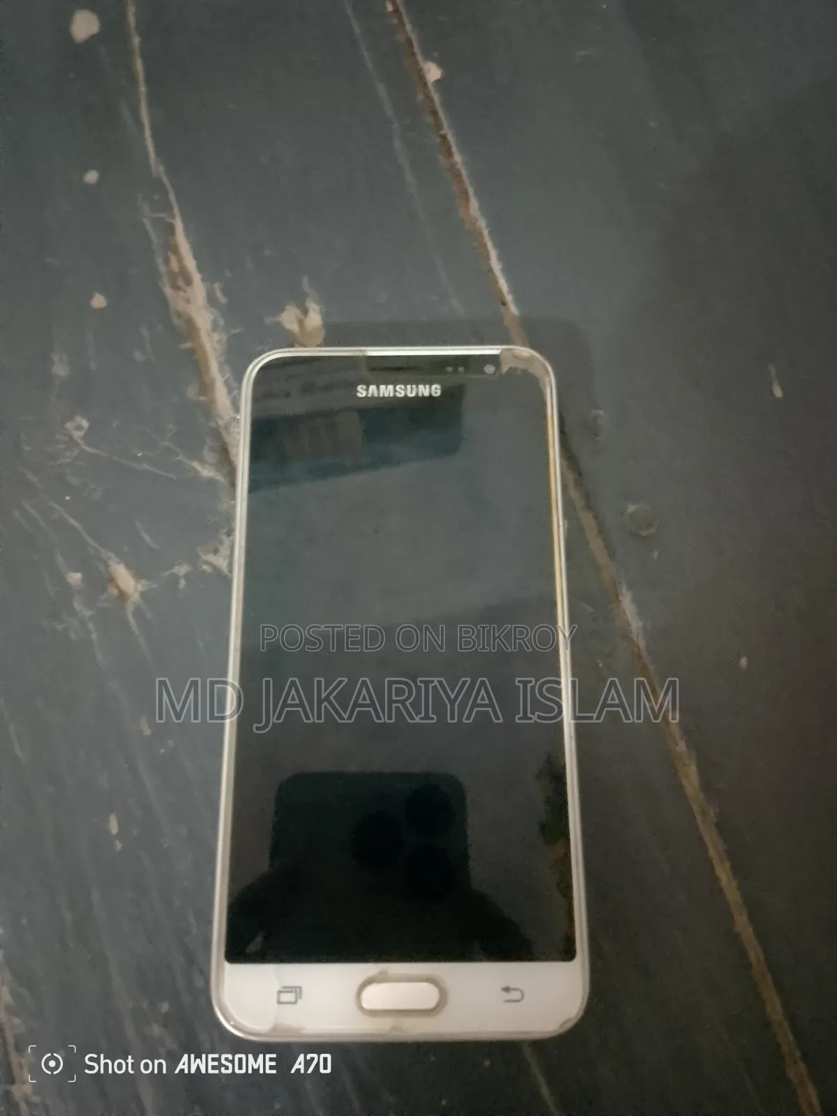 Samsung Galaxy J3 8 GB White