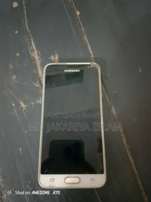 Samsung Galaxy J3 8 GB White