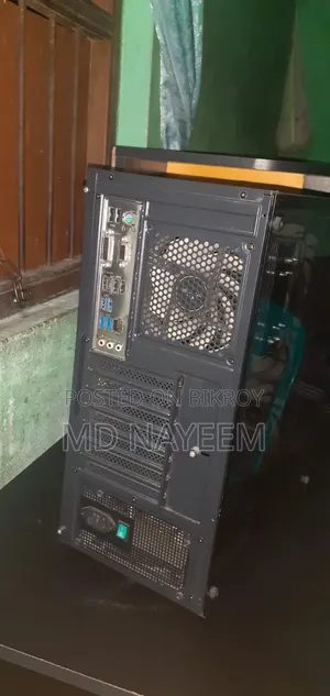 Desktop Computer 16GB AMD Ryzen 5 SSD 256GB