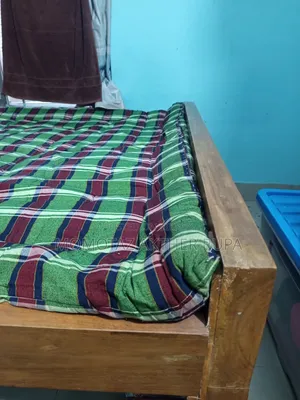 কাঠের খাট ৫ ফুট ৭ ফুট