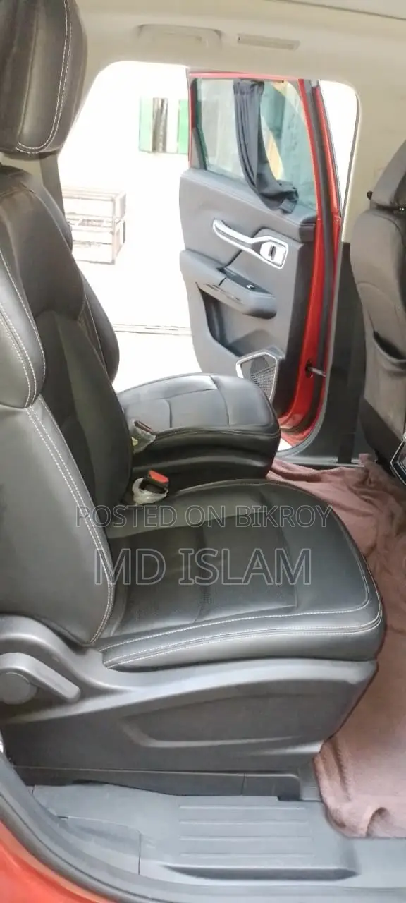 New Proton X70 2023 Red