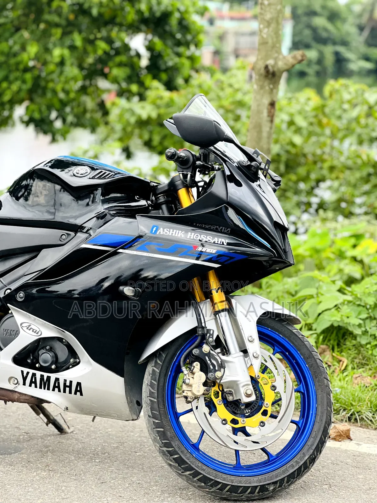 Yamaha R15M 2023 Silver