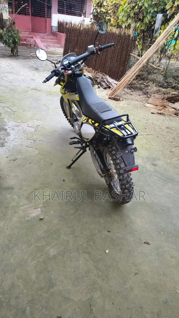 RUSI MP 125 SURF 2021 Black
