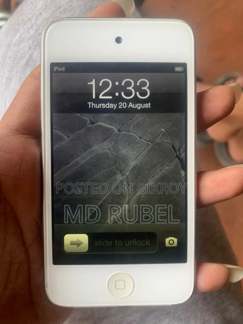 Apple 16 GB Silver