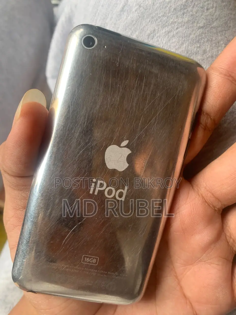 Apple 16 GB Silver