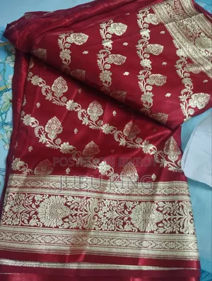 শাড়ি বিক্রির জন্য