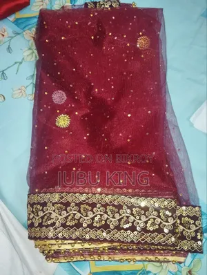 শাড়ি বিক্রির জন্য