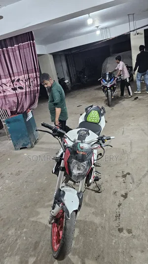 Benelli TNT 2017 White