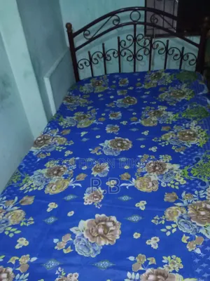 Semi Size Bed