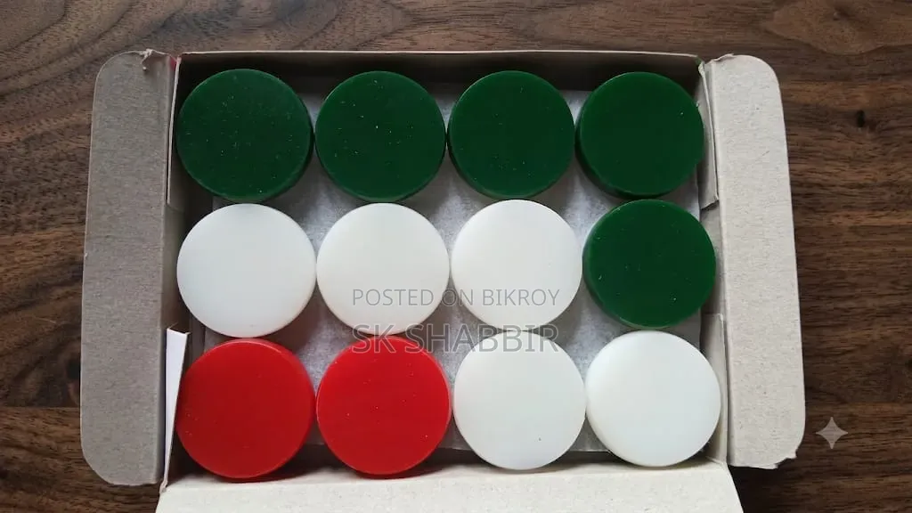 Carrom Guti 8 M M,19 Pics, Extra 5 Pics,Made in Idian