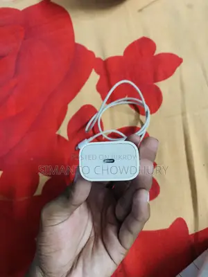 I Phone 12 Pro Max Charjar 20 W