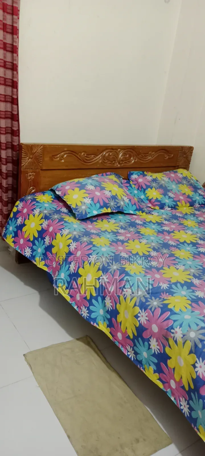 কাঠের তৈরি খাট