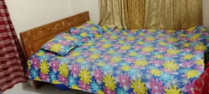 কাঠের তৈরি খাট