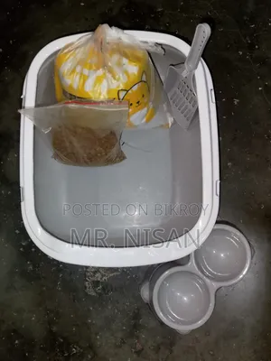 বিড়ালের লিটার বক্স, স্কুপ, খাবার ও বাটি বিক্রয় হবে