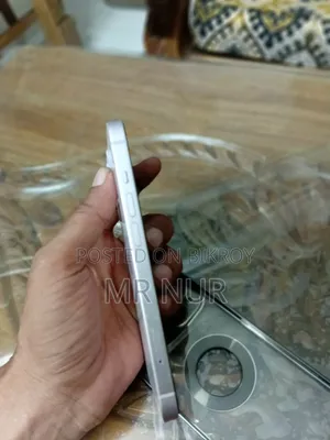 Apple iPhone 13 128 GB White