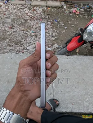 OnePlus Nord 5 256 GB White
