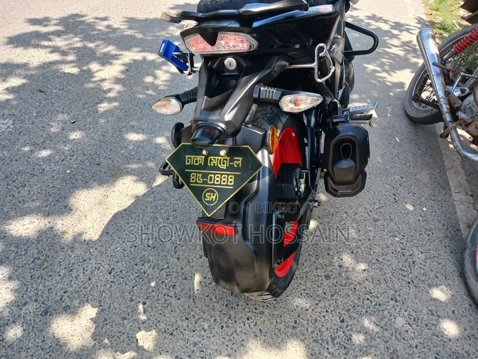 TVS Apache 160 4V 2023 Black