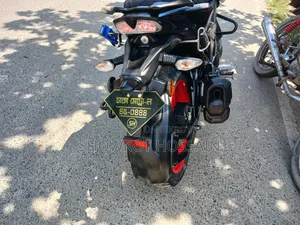 TVS Apache 160 4V 2023 Black