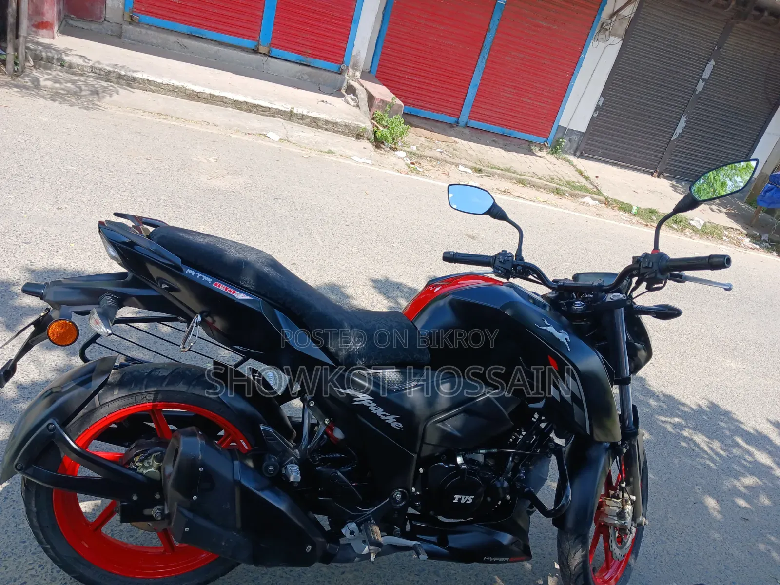 TVS Apache 160 4V 2023 Black