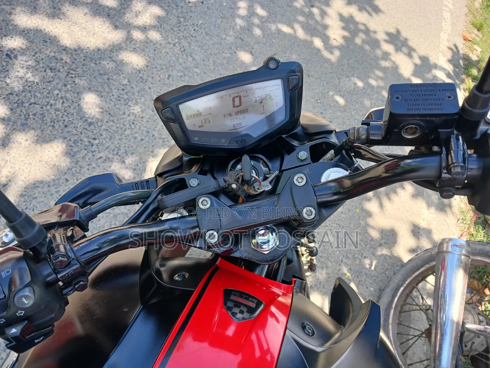 TVS Apache 160 4V 2023 Black