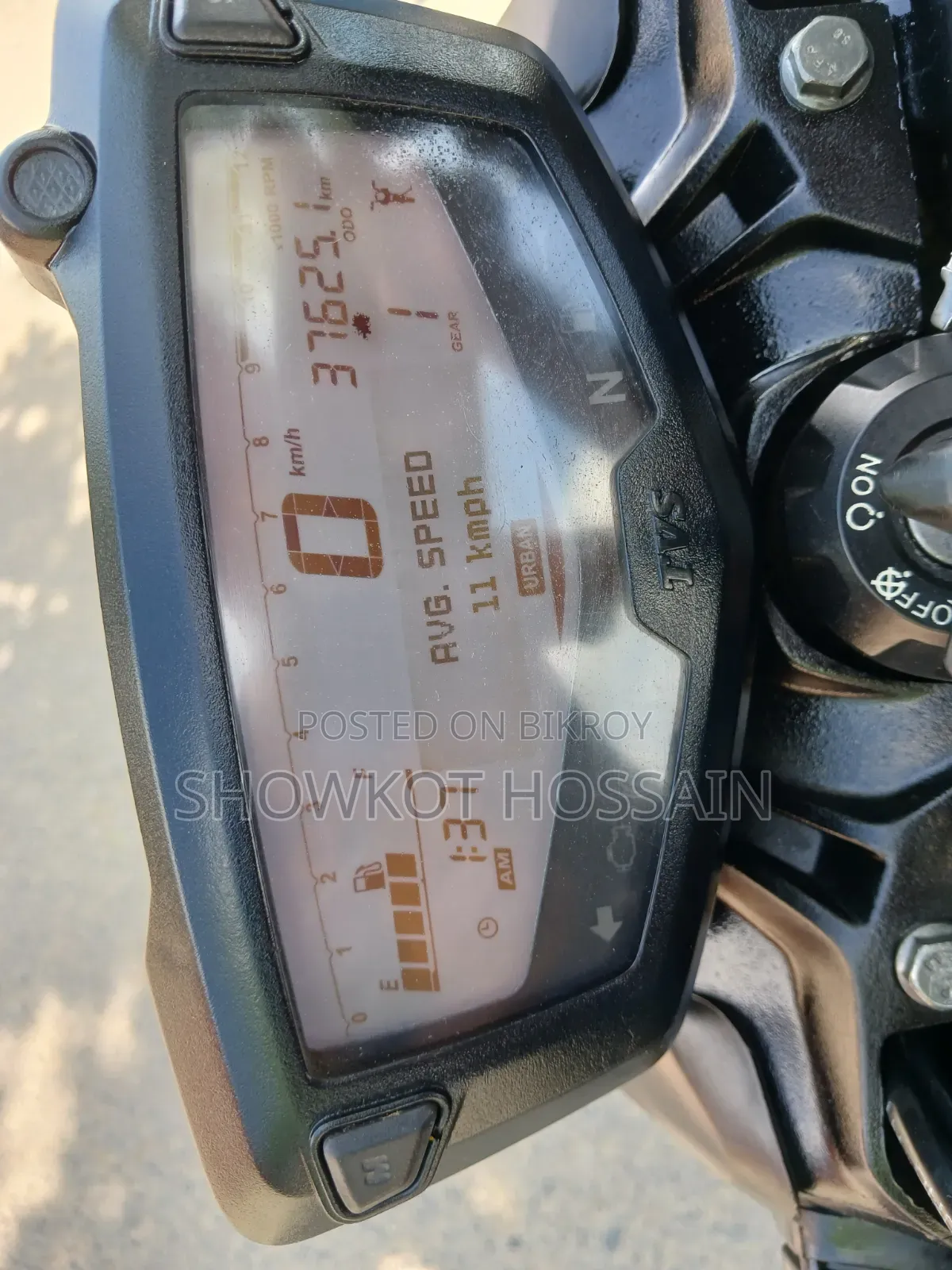 TVS Apache 160 4V 2023 Black