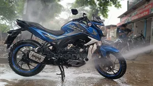 Honda Hornet 2022 Blue