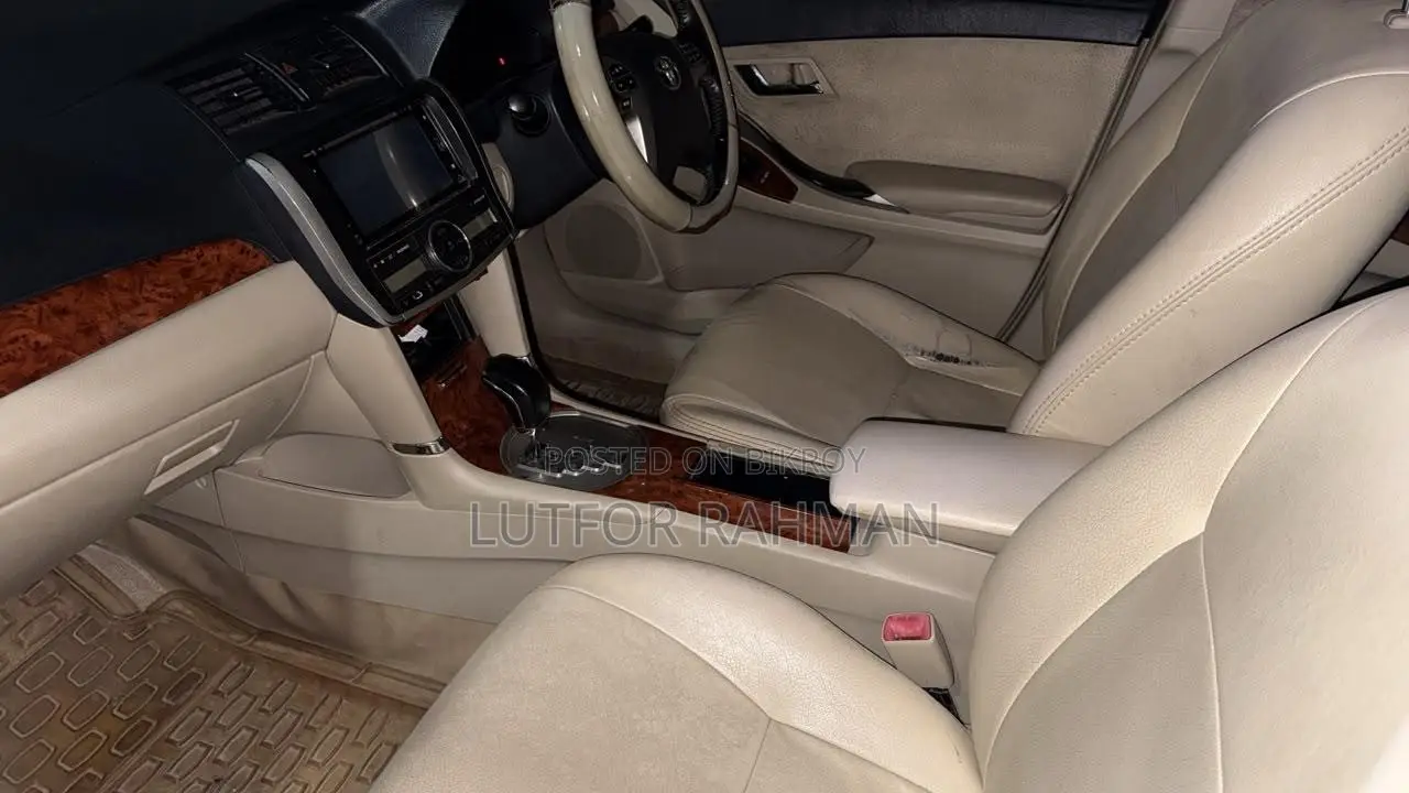 Toyota Premio 1.5 FWD 2013 Pearl