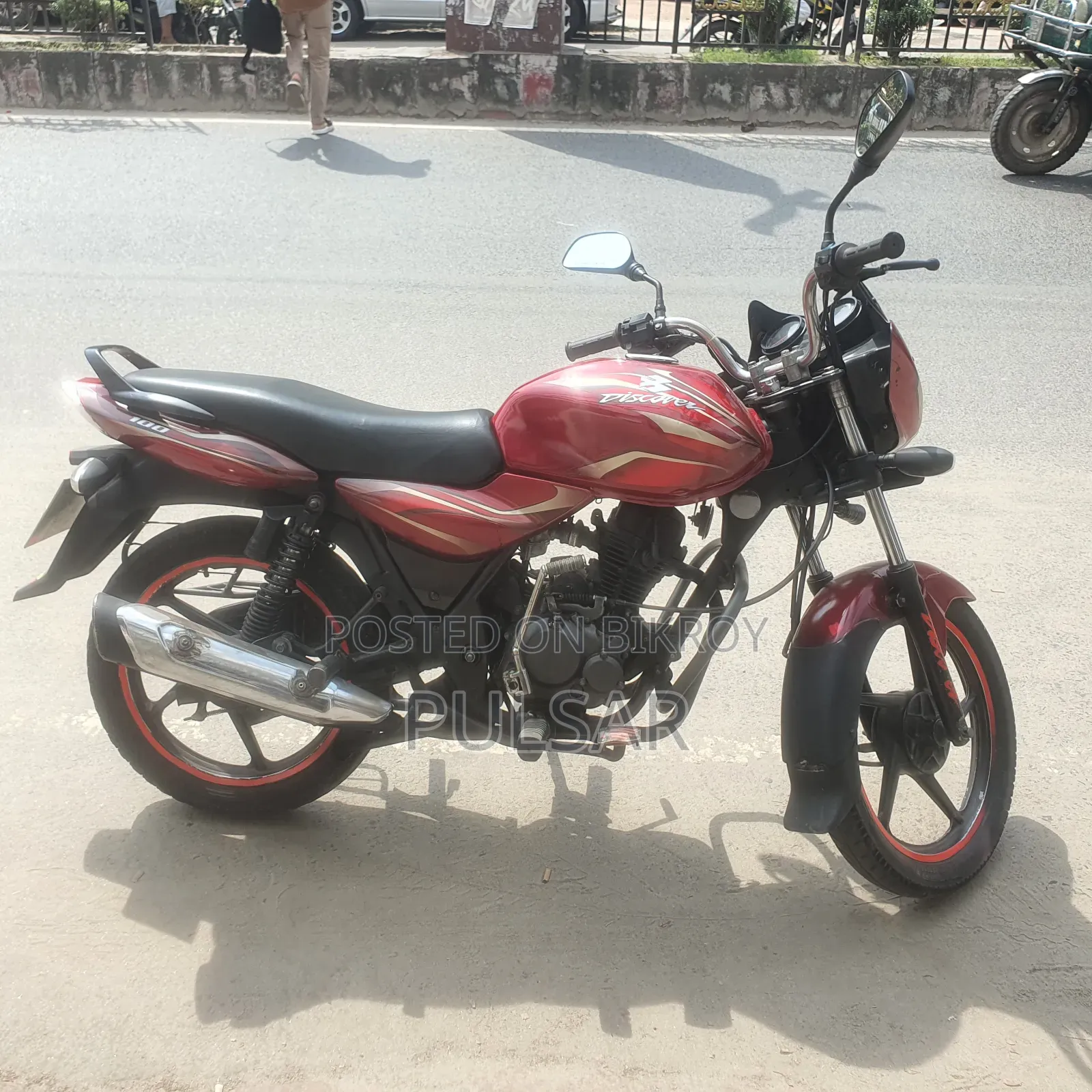 Bajaj Discover 100 2015 Red