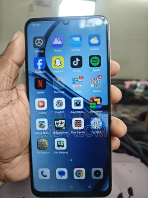 রিয়েলমি সি৫৩ ১২৮ জিবি রোজ গোল্ড