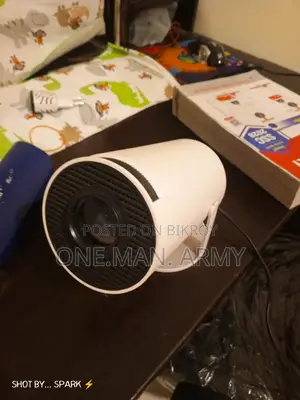 Hy300 Projector