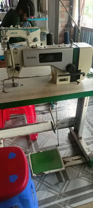 Garment Sewing Machine