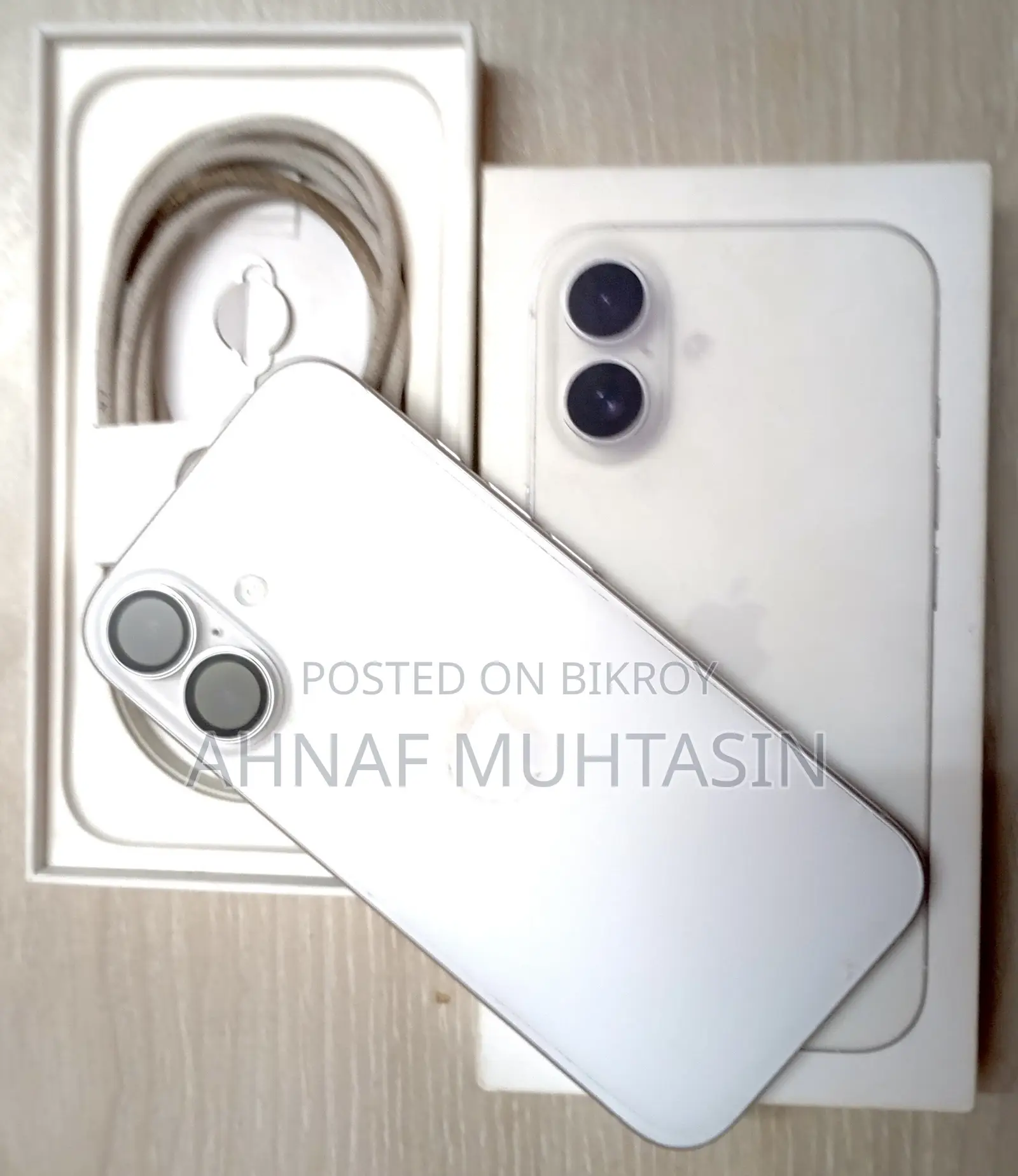 Apple iPhone 16 128 GB White