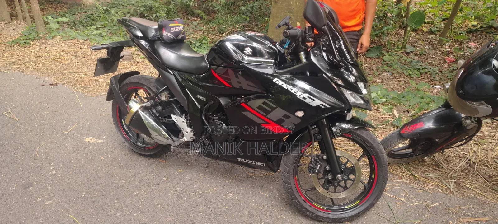সুজুকি জিক্সার এসএফ ২০২২ ব্ল্যাক