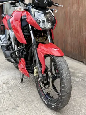 TVS Apache 160 4V 2022 Red
