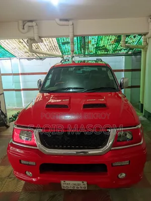Mitsubishi Nativa 2003 Red